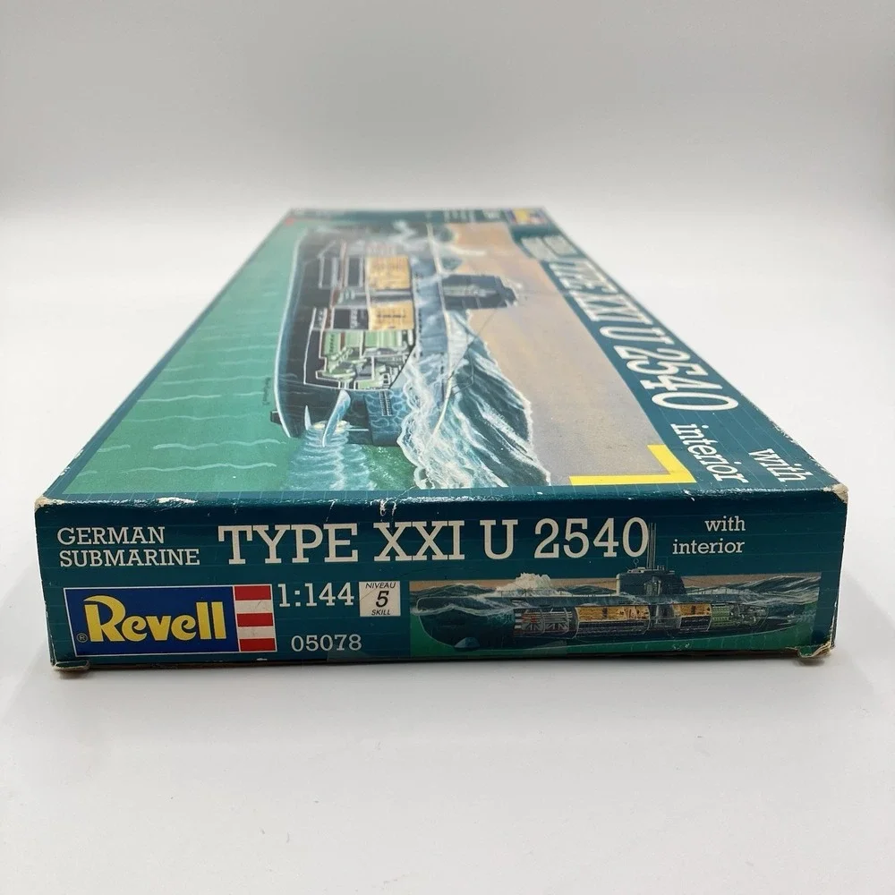 Vtg Revell 1/144 German Submarine Model Type XXI U 2540 With Interior Sealed